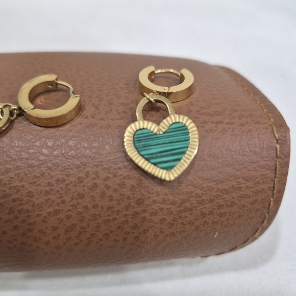 Gold Earrings - Picture 3 of 3